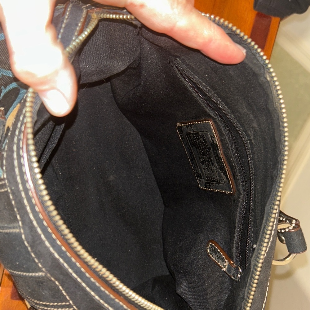 Coach Satchel in Black, Blue & Tan Signature Print - Picture 5 of 6